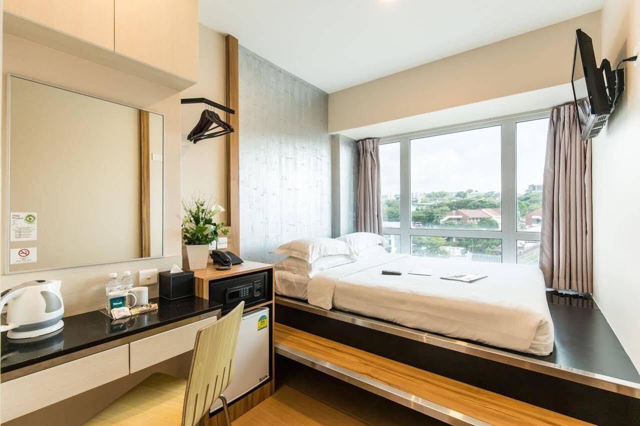 Ibis Budget West Coast Hotel 2*