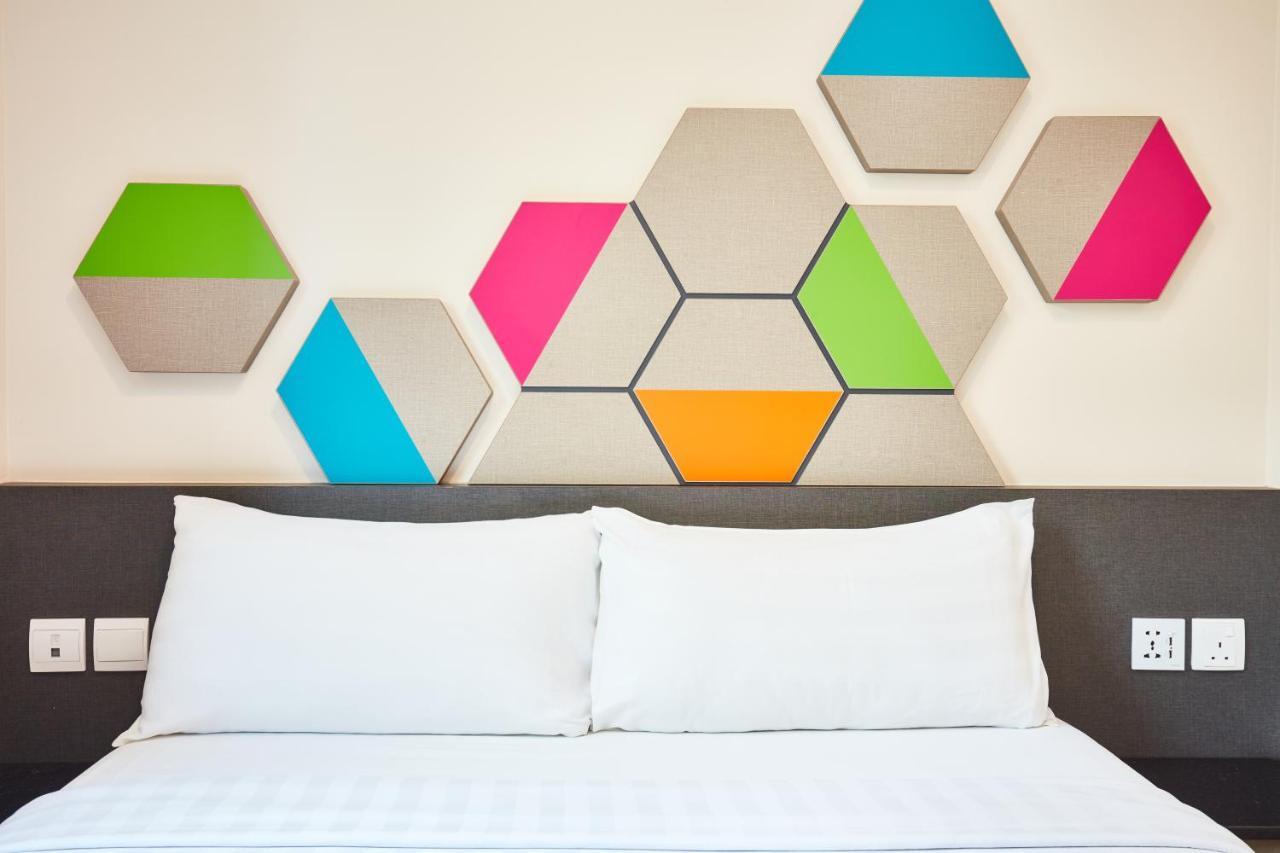 Ibis Budget Emerald 2*