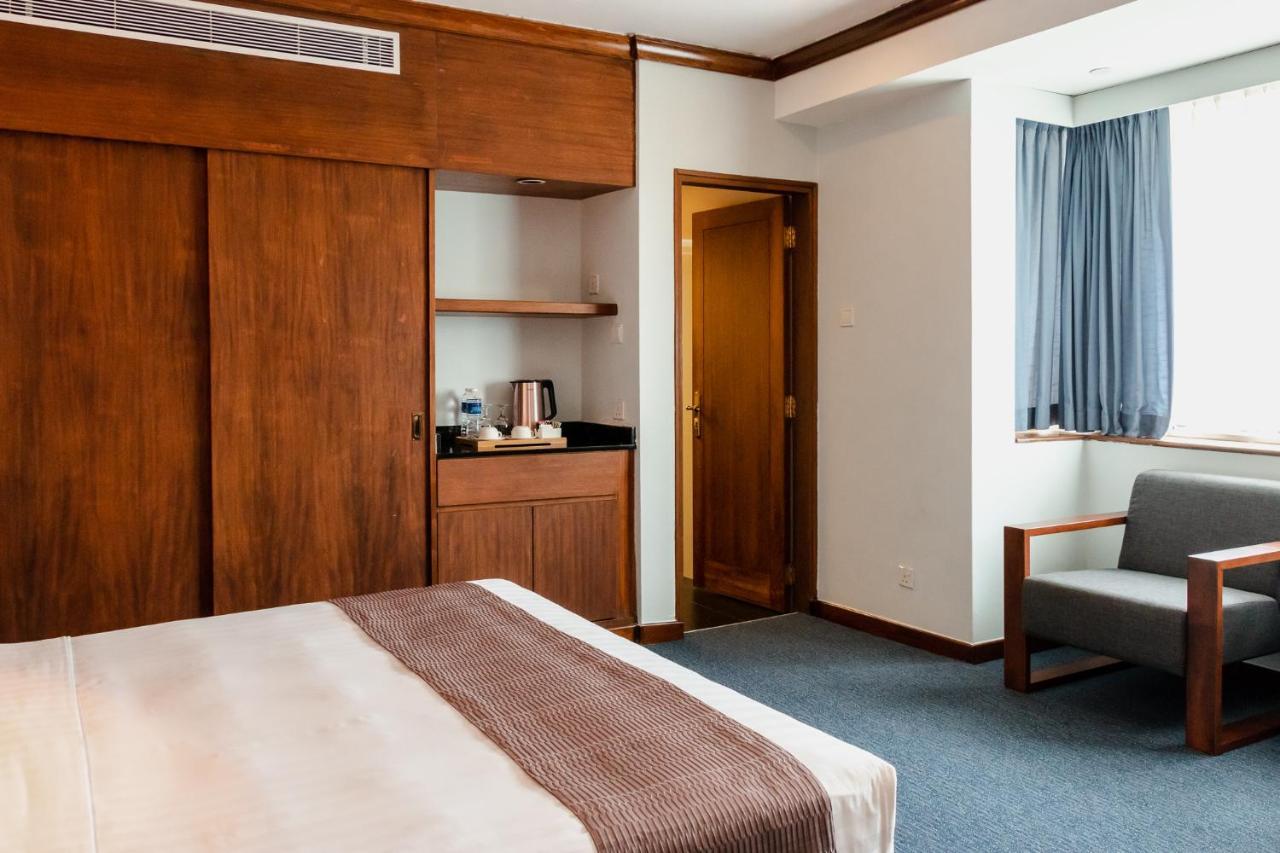 Rm Hotel